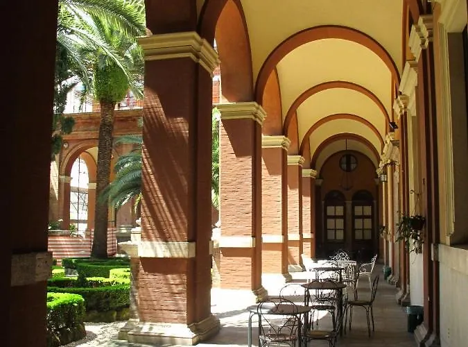 Casa S. Giuseppe Di ClunyBB Hotel